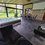 Villa Vip